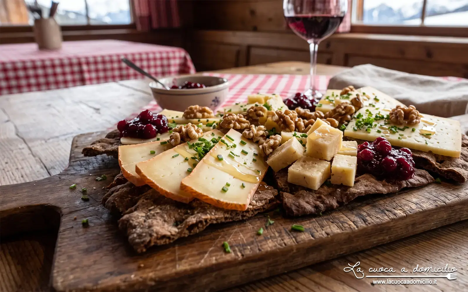 Profumi Alpini in Tavola: Schüttelbrot e Formaggi di Malga, l'Antipasto Perfetto per l'Estate Trentina